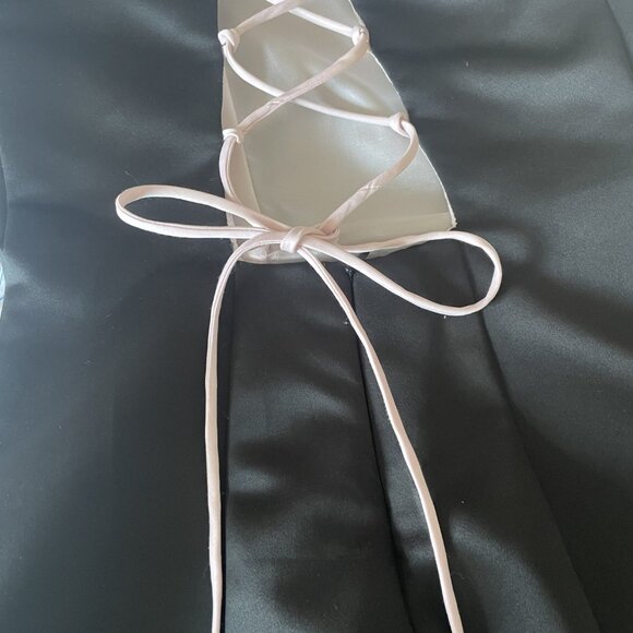 Old money cocktail dress. - Picture 8 of 11